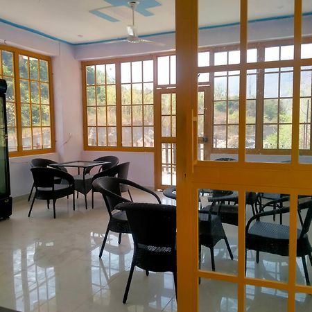 Manbhawan River Resort Kokhliyal Gaon Bagian luar foto