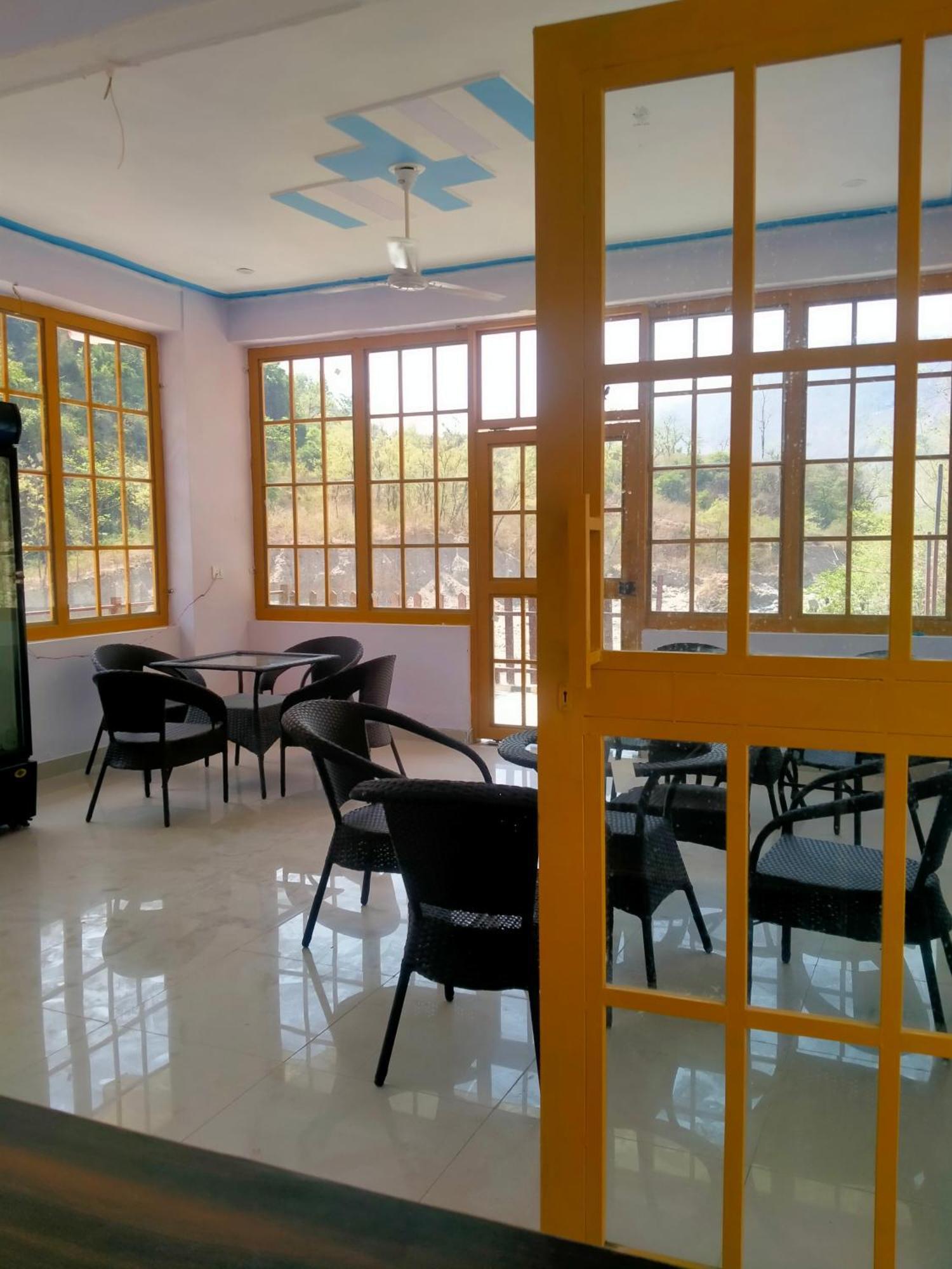 Manbhawan River Resort Kokhliyal Gaon Bagian luar foto